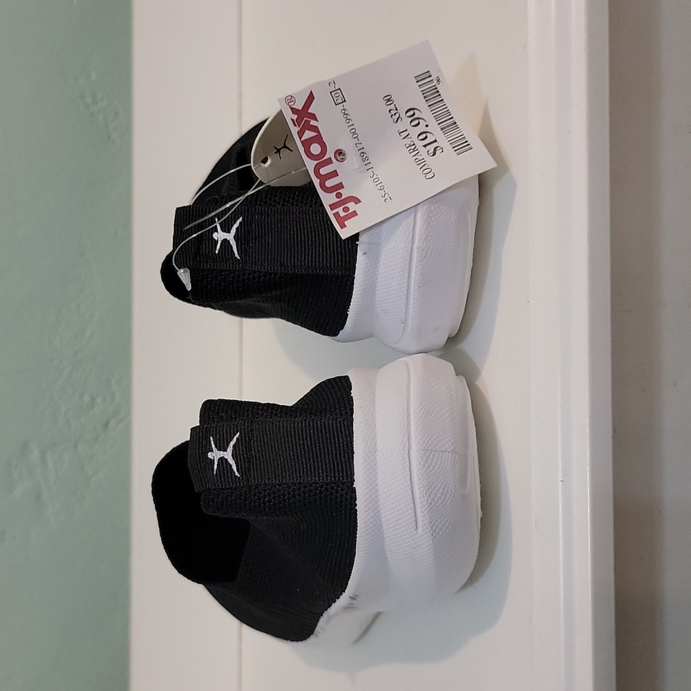 Danskin sneakers - 2 pairs - Picture 3 of 11